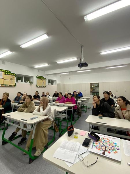 АТА-АНАЛАРДЫ ПЕДАГОГИКАЛЫҚ ҚОЛДАУ  КӨРСЕТУ «Сенім арту – жетістік кепілі!»